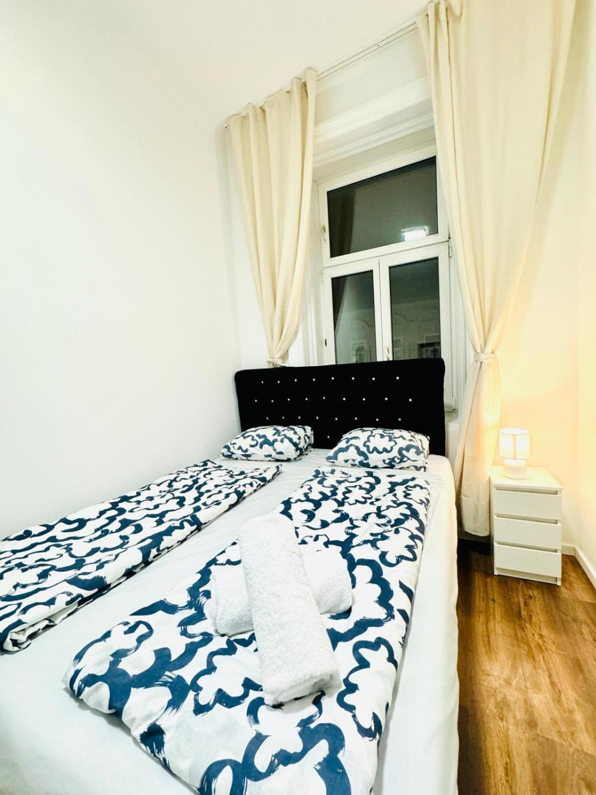 Affordable 5br Shared Apt, 11 Min To Atzgersdorf Appartement *