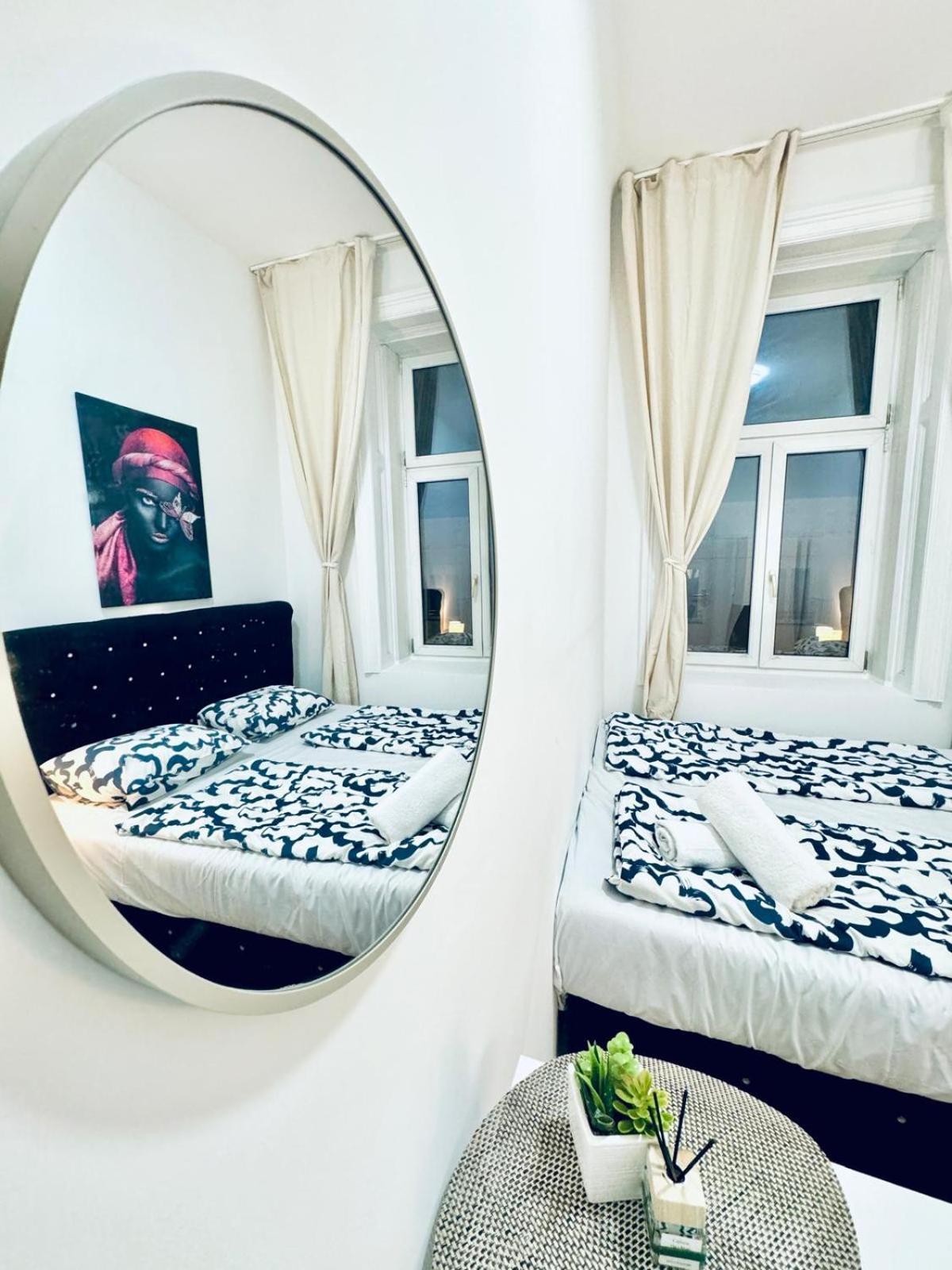 Affordable 5br Shared Apt, 11 Min To Atzgersdorf Appartement