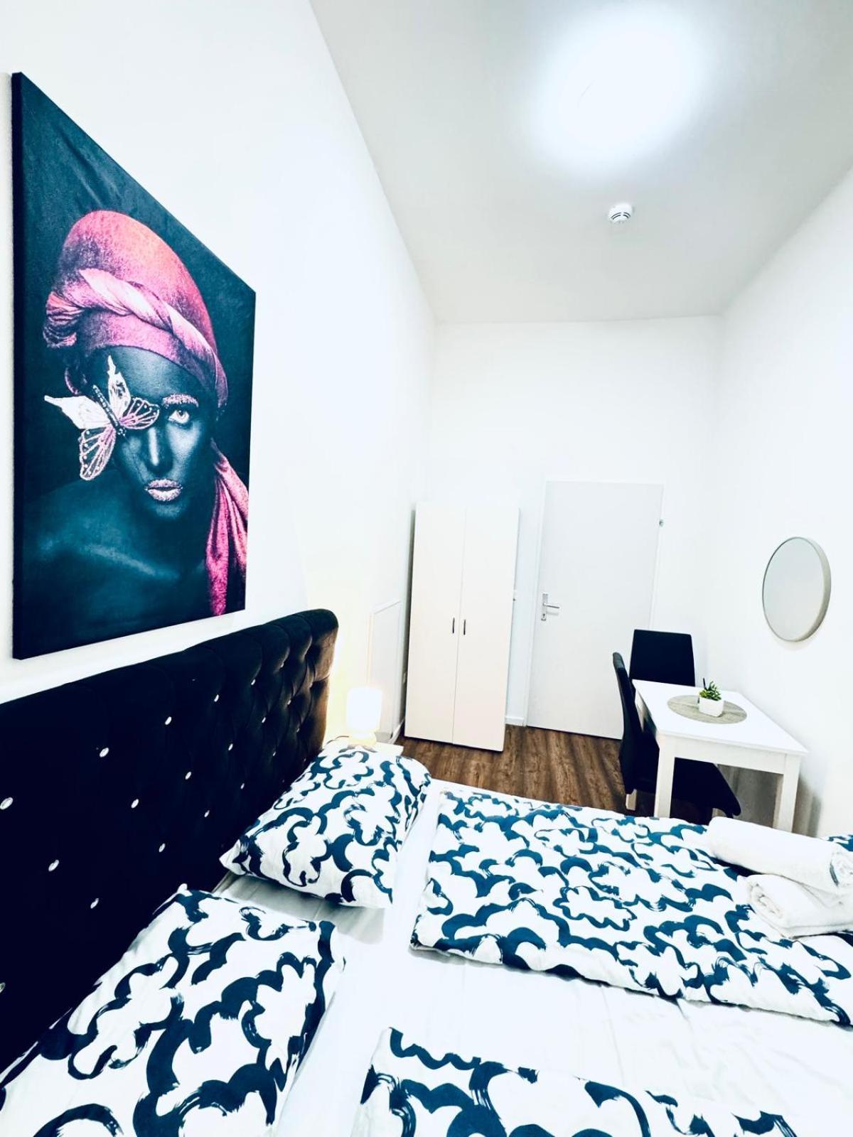 Affordable 5br Shared Apt, 11 Min To Atzgersdorf Wenen
