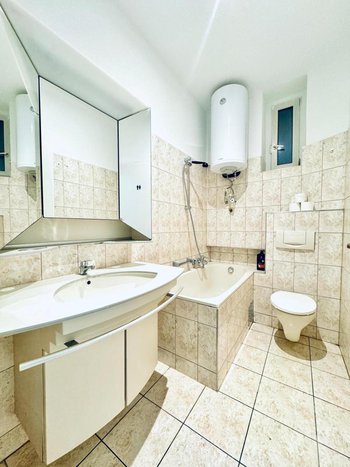 Appartement Affordable 5br Shared Apt, 11 Min To Atzgersdorf *