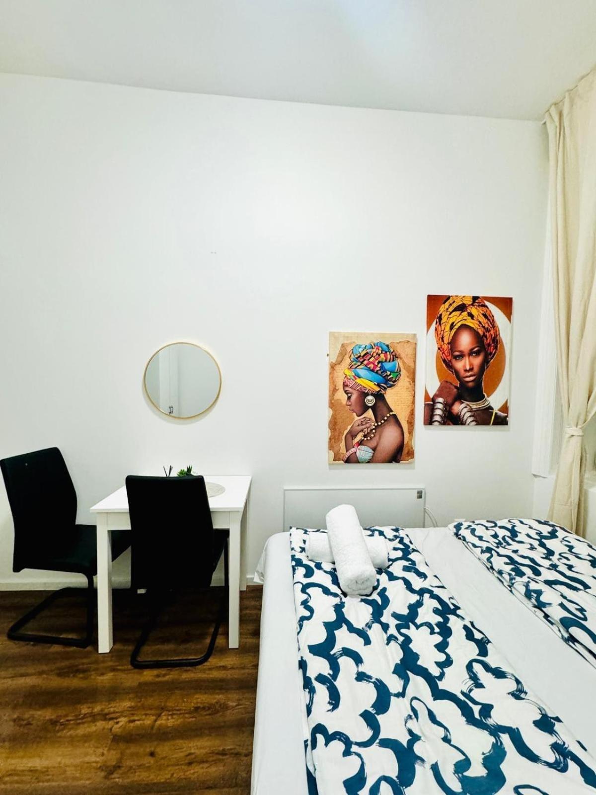 Affordable 5br Shared Apt, 11 Min To Atzgersdorf Appartement